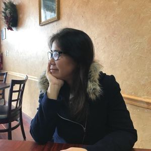 Meet your Posher, Hoang oanh